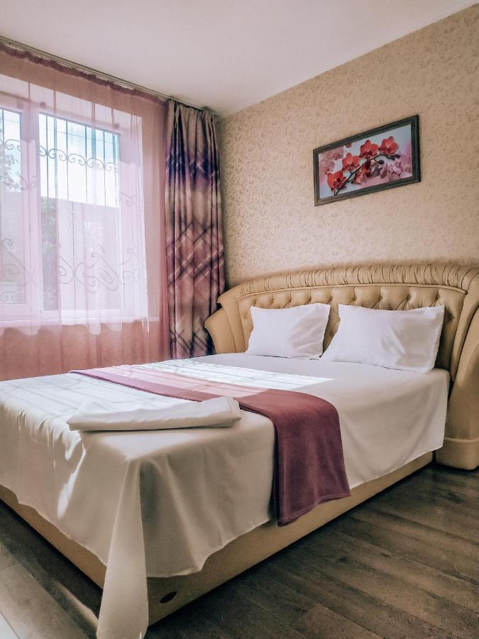 2 К Квартира Рядом Стадион Металлист М. Спортивная. Kharkiv Bagian luar foto