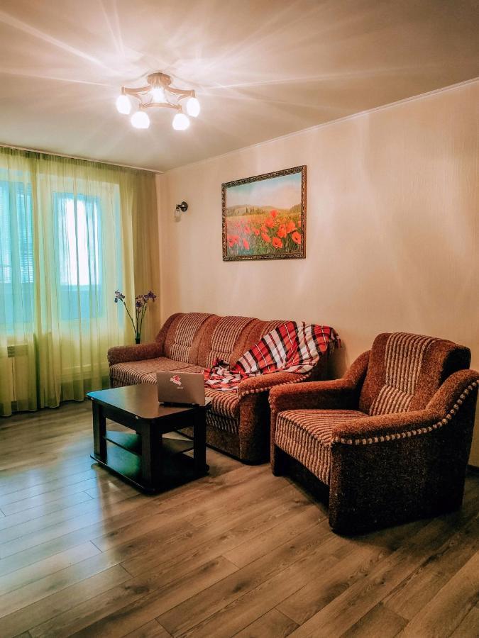 2 К Квартира Рядом Стадион Металлист М. Спортивная. Kharkiv Bagian luar foto